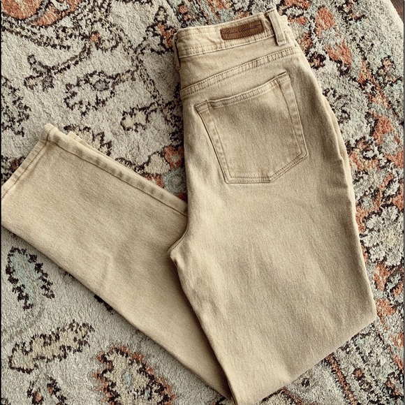 Denim - Vintage light yellow stretch mom jeans